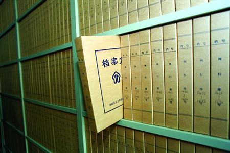 大学毕业后档案在自己手里怎么办？如何正确存放自己的档案？